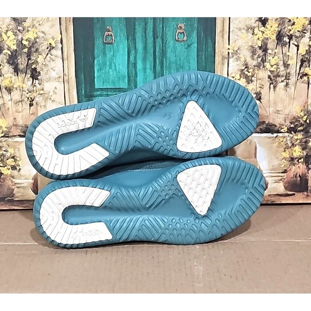 adidas step into